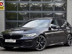 Zwart Gebruikt 2020 BMW 540 Executive Stationwagen | € 57.950 (Duur)