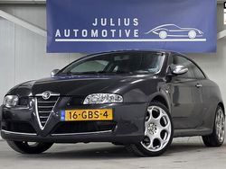 Grijs Gebruikt 2009 Alfa Romeo GT Coupé | € 3.893 (Eerlijke prijs)