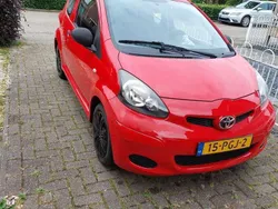 Rood Gebruikt 2011 Toyota Aygo Cool Hatchback | € 1.950 (Goede deal)