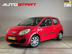Rood Gebruikt 2008 Renault Twingo Authentique Hatchback | € 2.800 (Eerlijke prijs)