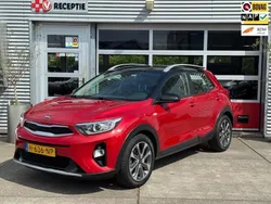 Rood Gebruikt 2020 Kia Stonic SUV | € 14.750 (Eerlijke prijs)