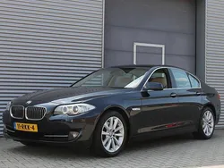 Blauw, metallic lak Gebruikt 2011 BMW 528 Executive Sedan | € 16.999 (Eerlijke prijs)