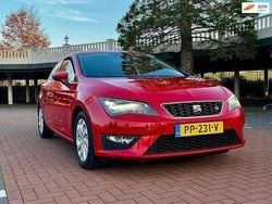 Rood Gebruikt 2013 Seat Leon SC FR Hatchback | € 6.999