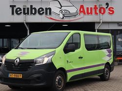 Groen Gebruikt 2017 Renault Trafic Authentique MPV | € 16.985