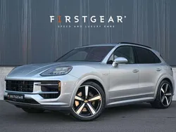 Zilver Gebruikt 2024 Porsche Cayenne SUV | € 129.900 (Iets duurder)