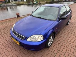 Blauw Gebruikt 2000 Honda Civic S Hatchback | € 3.250 (Duur)