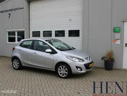 Grijs Gebruikt 2012 Mazda 2 Hatchback | € 8.950 (Eerlijke prijs)