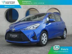 Blauw, metallic lak Gebruikt 2019 Toyota Yaris Active Hatchback | € 11.900 (Eerlijke prijs)