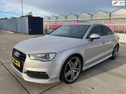 Grijs Gebruikt 2014 Audi A3 Ambition Sedan | € 8.500 (Super prijs)
