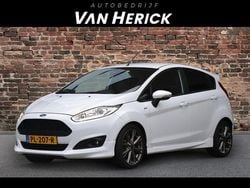 Wit Gebruikt 2017 Ford Fiesta ST-Line Hatchback | € 10.445 (Goede deal)