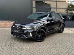 Zwart, metallic lak Gebruikt 2024 VW T-Roc R-line SUV | € 37.550 (Duur)