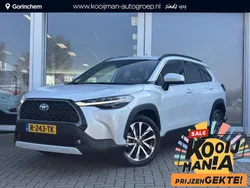 Wit Gebruikt 2022 Toyota Corolla Cross Edition SUV | € 36.900 (Eerlijke prijs)