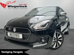 Zwart, metallic lak Gebruikt 2019 Suzuki Swift Hatchback | € 15.748 (Eerlijke prijs)