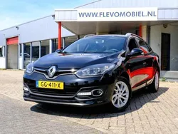 Zwart, metallic lak Gebruikt 2015 Renault Mégane GrandTour LIMITED Stationwagen | € 5.950 (Eerlijke prijs)