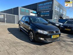 Zwart Gebruikt 2011 VW Polo Hatchback | € 4.749 (Goede deal)