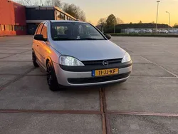 Grijs Gebruikt 2002 Opel Corsa Hatchback | € 2.500 (Iets duurder)