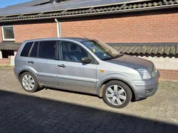 Grijs Gebruikt 2003 Ford Fusion MPV | € 750