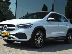 Wit Gebruikt 2020 Mercedes GLA200 Business SUV | € 34.900 (Eerlijke prijs)