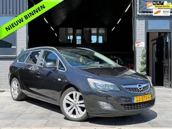 Zwart Gebruikt 2011 Opel Astra Sport Stationwagen | € 5.744 (Eerlijke prijs)