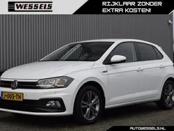 Wit, metallic lak Gebruikt 2020 VW Polo Highline Hatchback | € 12.950 (Eerlijke prijs)