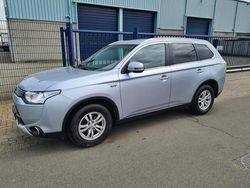 Blauw Gebruikt 2015 Mitsubishi Outlander Edition SUV | € 11.950 (Eerlijke prijs)