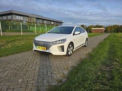 Wit Gebruikt 2017 Hyundai Ioniq Premium Hatchback | € 9.500 (Eerlijke prijs)