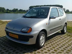 Zilver Gebruikt 2000 Fiat Seicento Hatchback | € 950 (Eerlijke prijs)