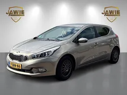Grijs Gebruikt 2015 Kia Ceed Hatchback | € 10.750 (Iets duurder)