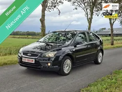 Zwart Gebruikt 2006 Ford Focus Hatchback | € 1.299 (Eerlijke prijs)