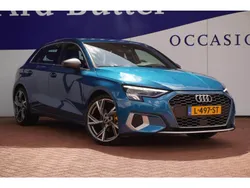Blauw Gebruikt 2021 Audi A3 Advanced Hatchback | € 20.999 (Eerlijke prijs)
