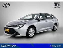 Grijs Gebruikt 2024 Toyota Corolla Hybrid Active Stationwagen | € 29.950 (Super prijs)