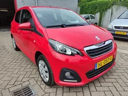 Rood Gebruikt 2015 Peugeot 108 Active Hatchback | € 6.650 (Eerlijke prijs)