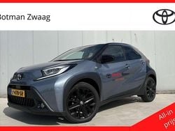 Grijs Gebruikt 2024 Toyota Aygo Design Hatchback | € 24.499 (Iets duurder)
