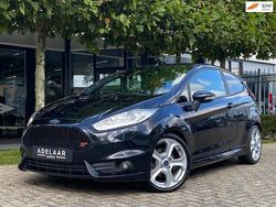 Zwart Gebruikt 2014 Ford Fiesta ST Hatchback | € 11.450 (Eerlijke prijs)