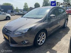 Bruin Gebruikt 2012 Ford Focus Trend Hatchback | € 1.000 (Super prijs)