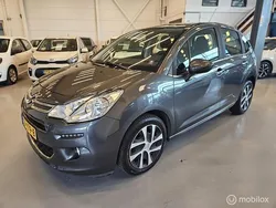 Grijs Gebruikt 2016 Citroën C3 Feel Hatchback | € 4.950 (Eerlijke prijs)