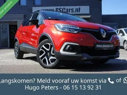 Rood, metallic lak Gebruikt 2017 Renault Captur Bose Edition SUV | € 12.998 (Eerlijke prijs)
