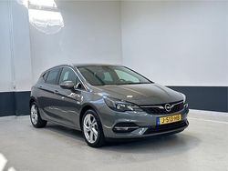 Grijs Gebruikt 2020 Opel Astra Edition Hatchback | € 12.949 (Eerlijke prijs)