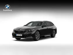 Zwart Nieuw 2025 BMW i5 M Sport Sedan | € 91.003 (Eerlijke prijs)