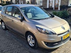 Brons Gebruikt 2012 Renault Scénic III MPV | € 5.400 (Duur)