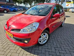 Rood Gebruikt 2006 Renault Clio R.S. Dynamique Hatchback | € 1.250 (Goede deal)