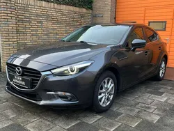 Grijs Gebruikt 2017 Mazda 3 Hatchback | € 15.999 (Eerlijke prijs)