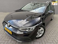 Zwart Gebruikt 2021 VW Golf VIII Life Stationwagen | € 14.499 (Goede deal)
