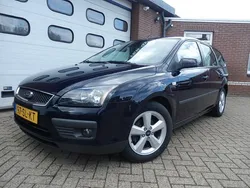 Blauw Gebruikt 2006 Ford Focus Futura Sedan | € 1.875 (Eerlijke prijs)