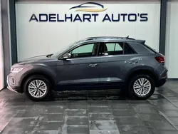 Grijs Gebruikt 2023 VW T-Roc Life SUV | € 26.950 (Super prijs)