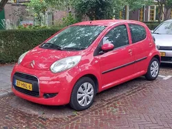 Rood Gebruikt 2009 Citroën C1 Hatchback | € 2.000 (Super prijs)