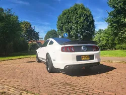 Wit Gebruikt 2010 Ford Mustang Coupé | € 24.999