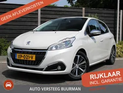 Wit Gebruikt 2019 Peugeot 208 Allure Hatchback | € 13.950 (Goede deal)