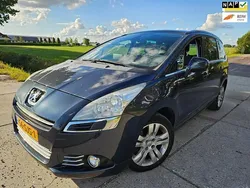 Blauw Gebruikt 2011 Peugeot 5008 GTi MPV | € 2.450 (Goede deal)