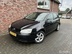 Zwart Gebruikt 2005 VW Golf IV Hatchback | € 2.650 (Iets duurder)
